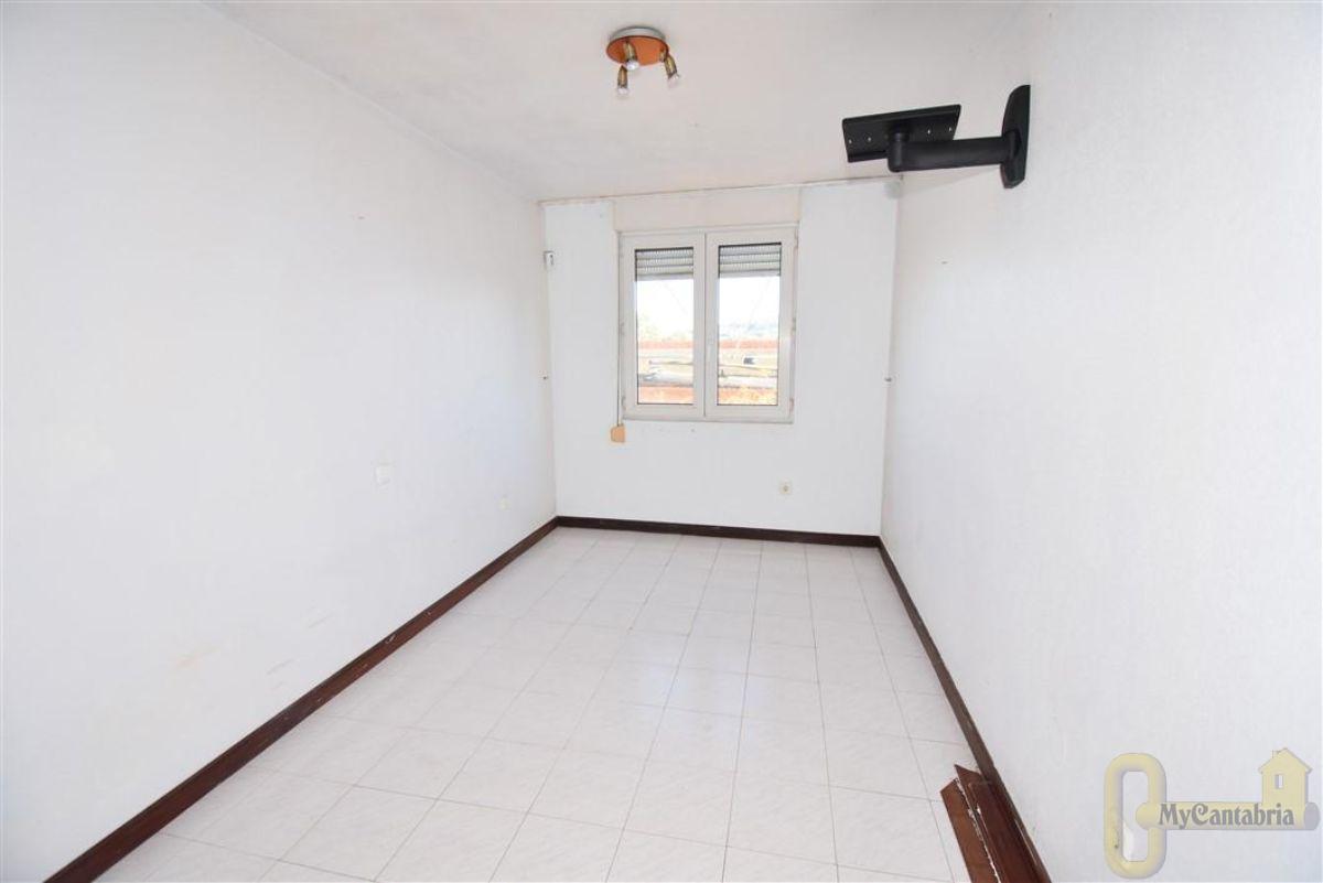 Venta de piso en Bárcena de Cicero