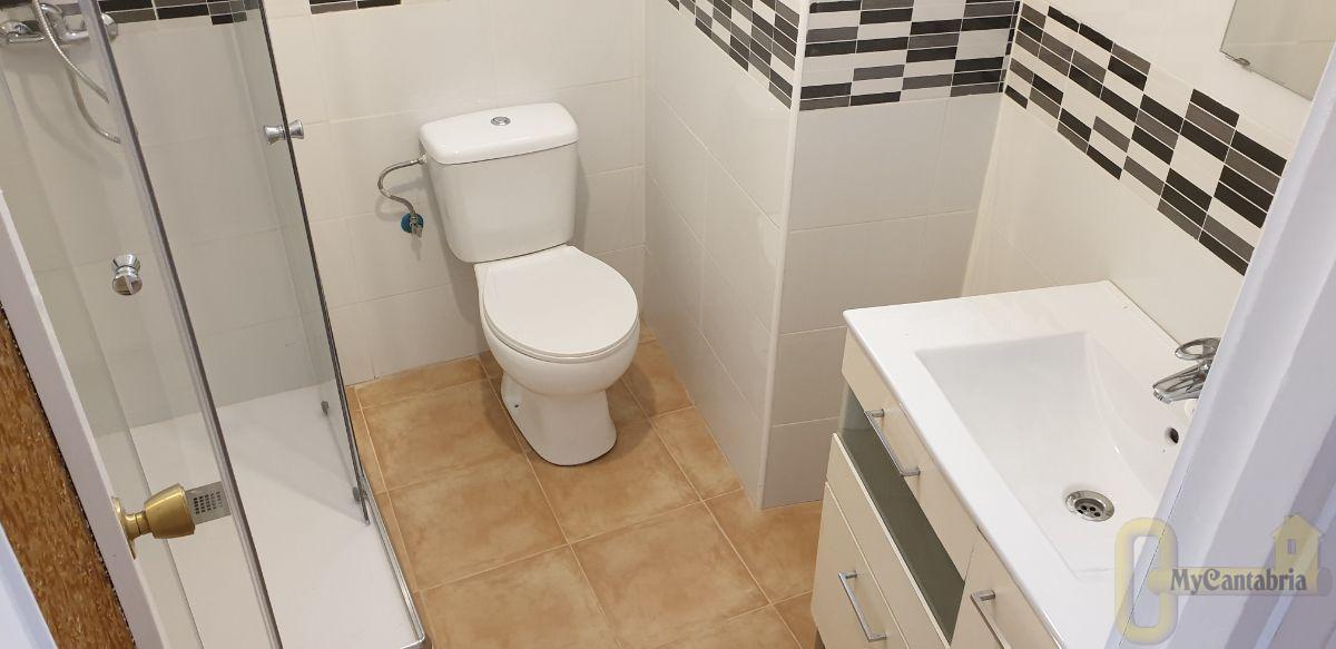 For sale of flat in Santander