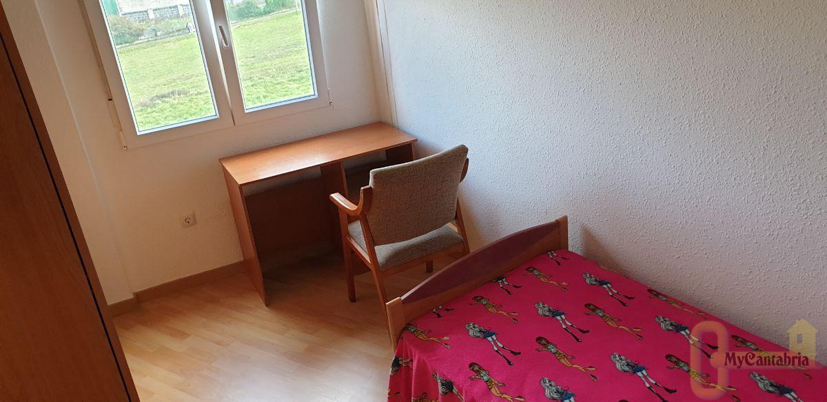 For sale of flat in Santander