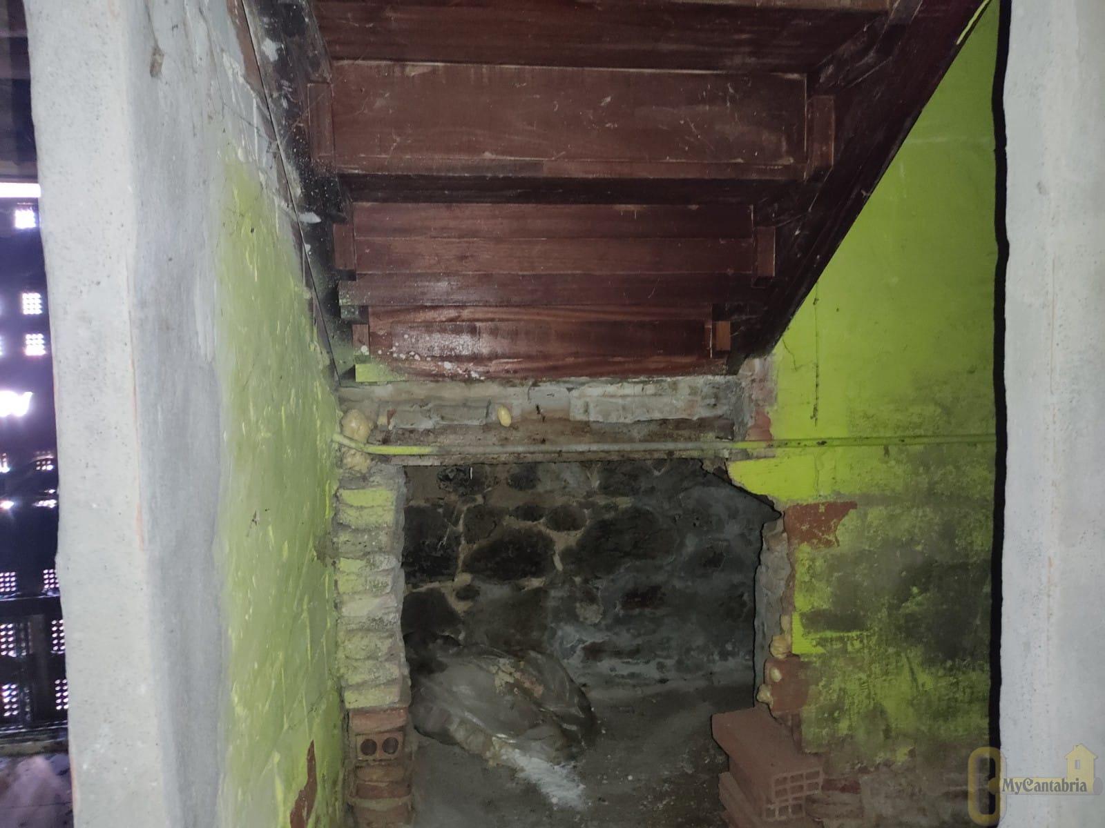 For sale of house in Argoños