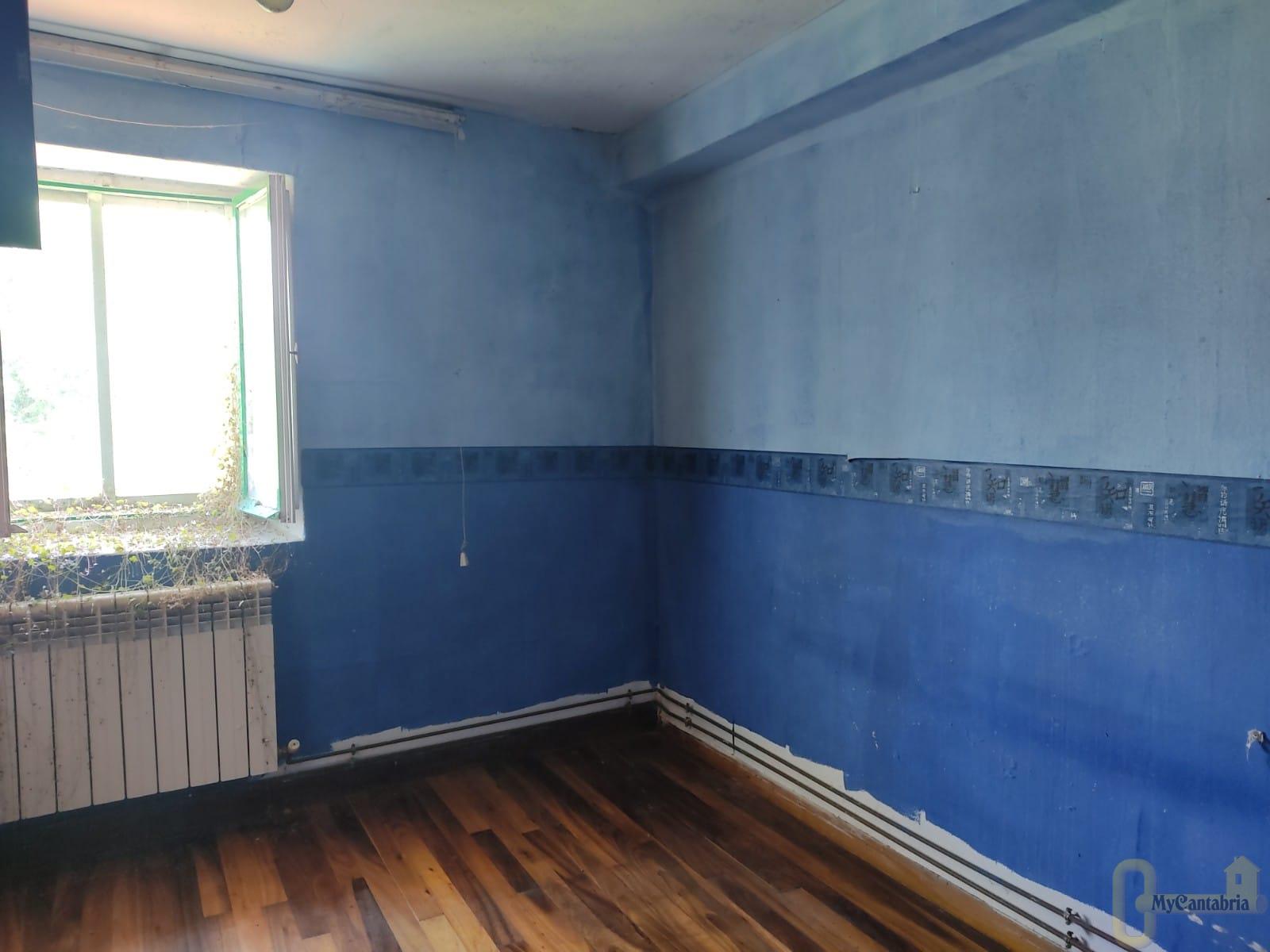 For sale of house in Argoños