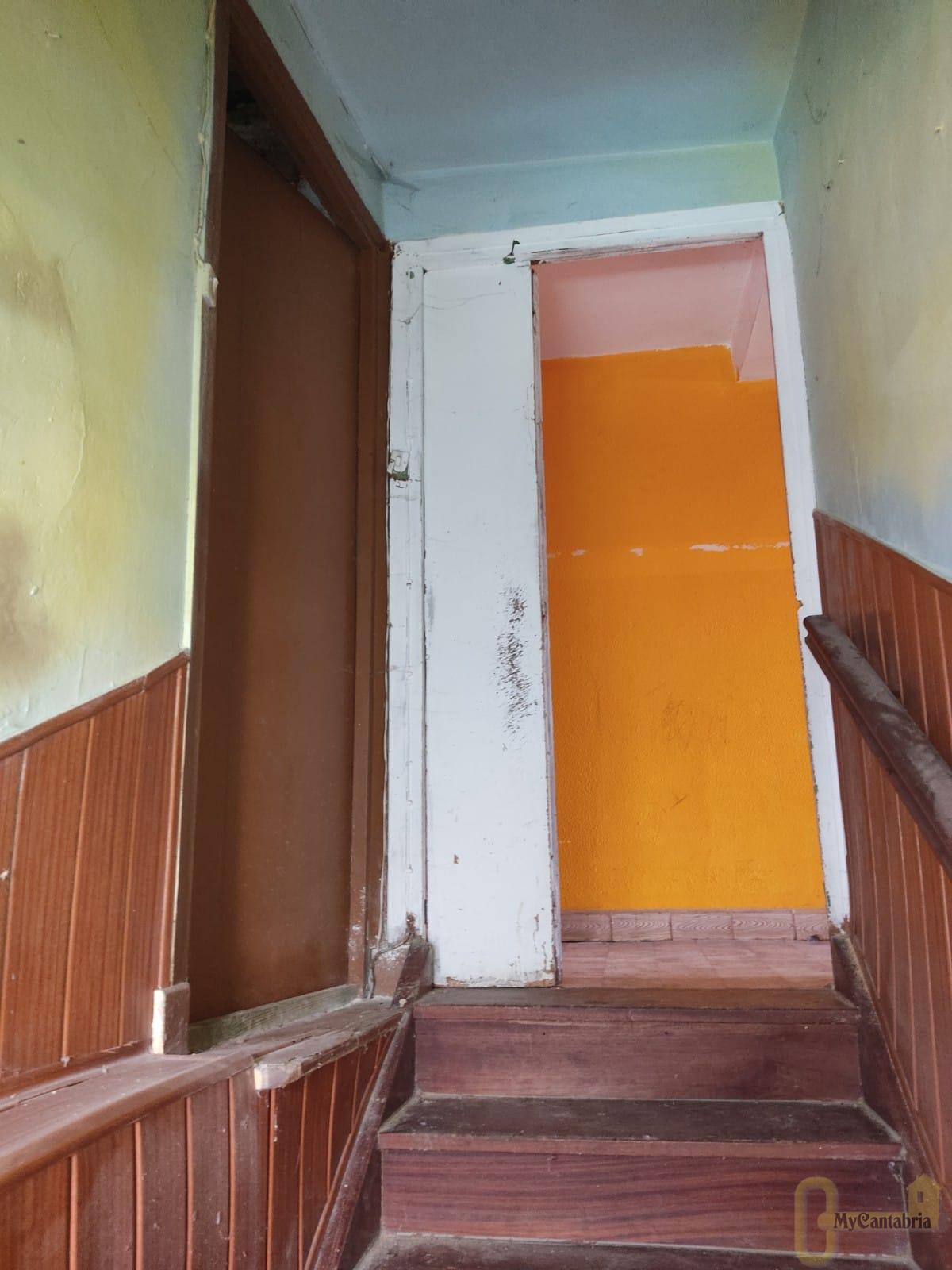 For sale of house in Argoños
