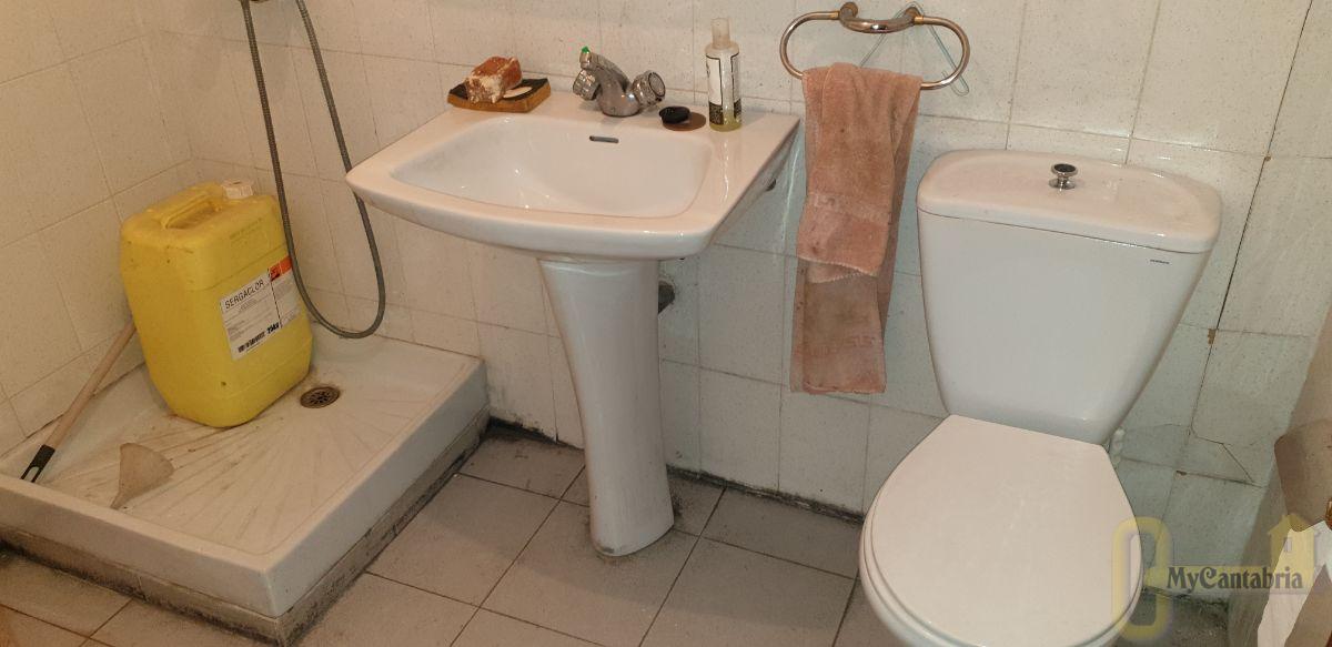 For rent of commercial in Santa María de Cayón
