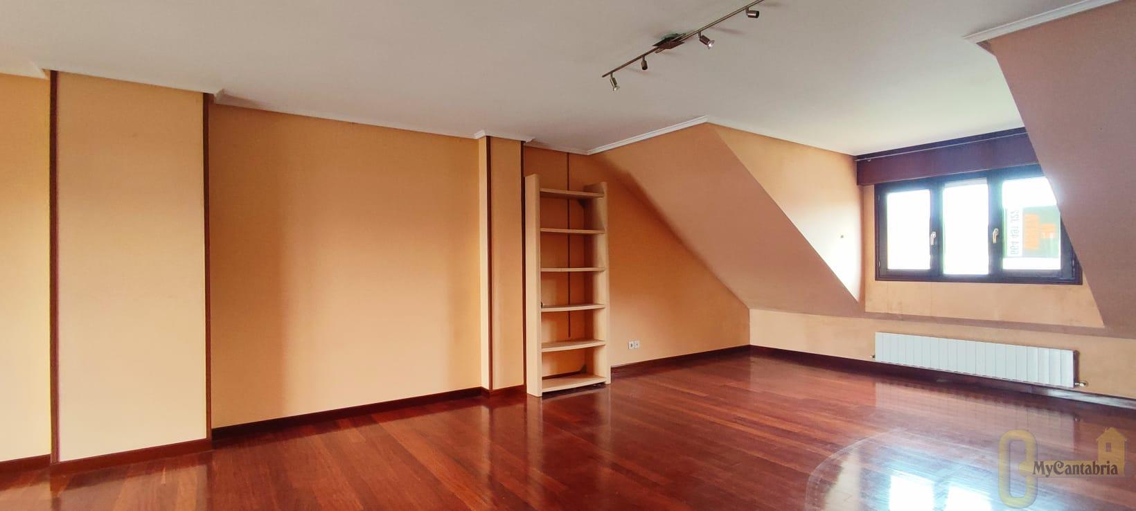 For sale of flat in Bárcena de Cicero