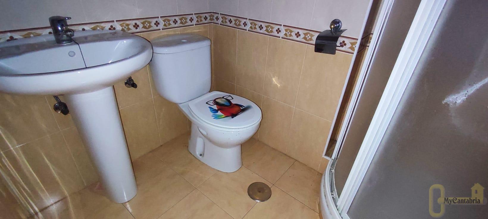 For sale of flat in Bárcena de Cicero