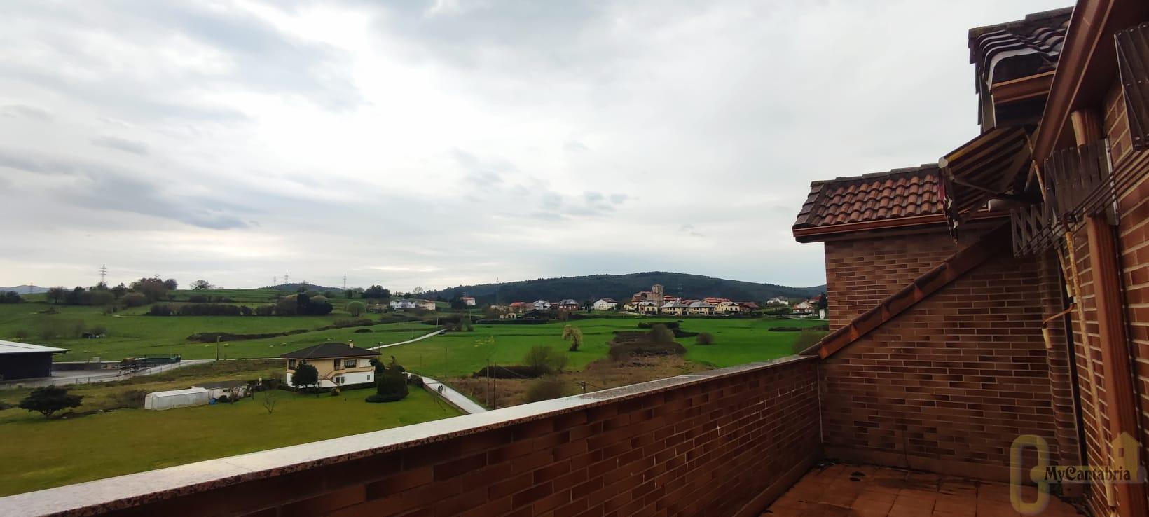 For sale of flat in Bárcena de Cicero