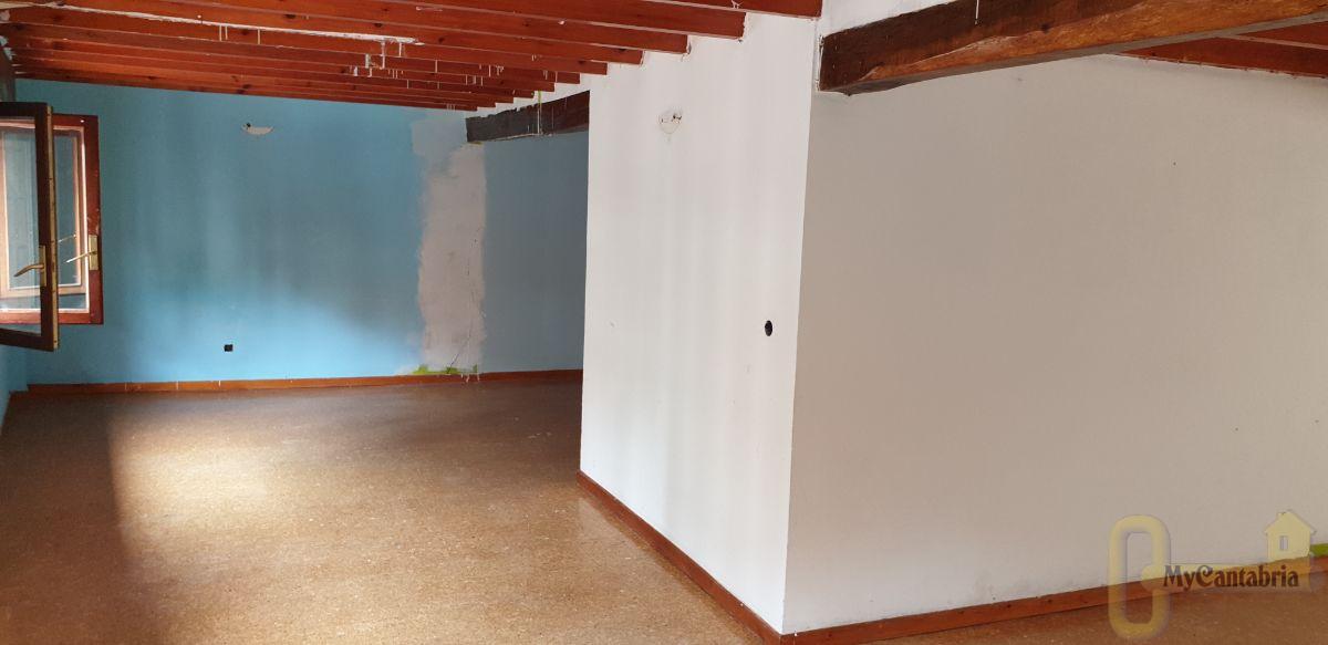 For sale of flat in El Astillero