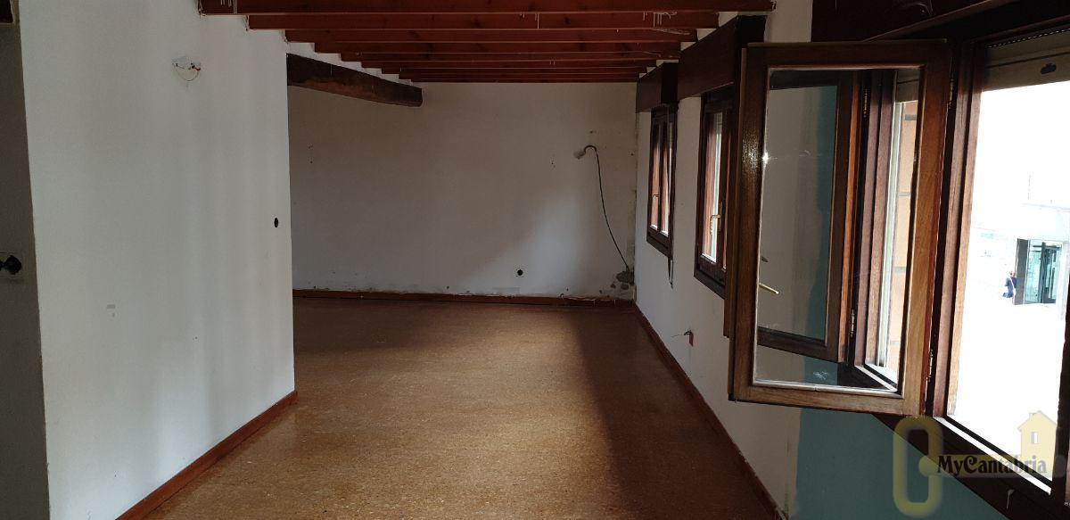 For sale of flat in El Astillero