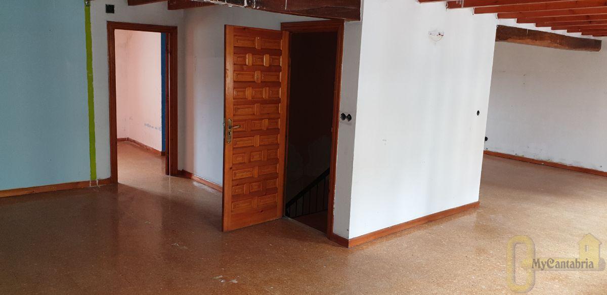 For sale of flat in El Astillero