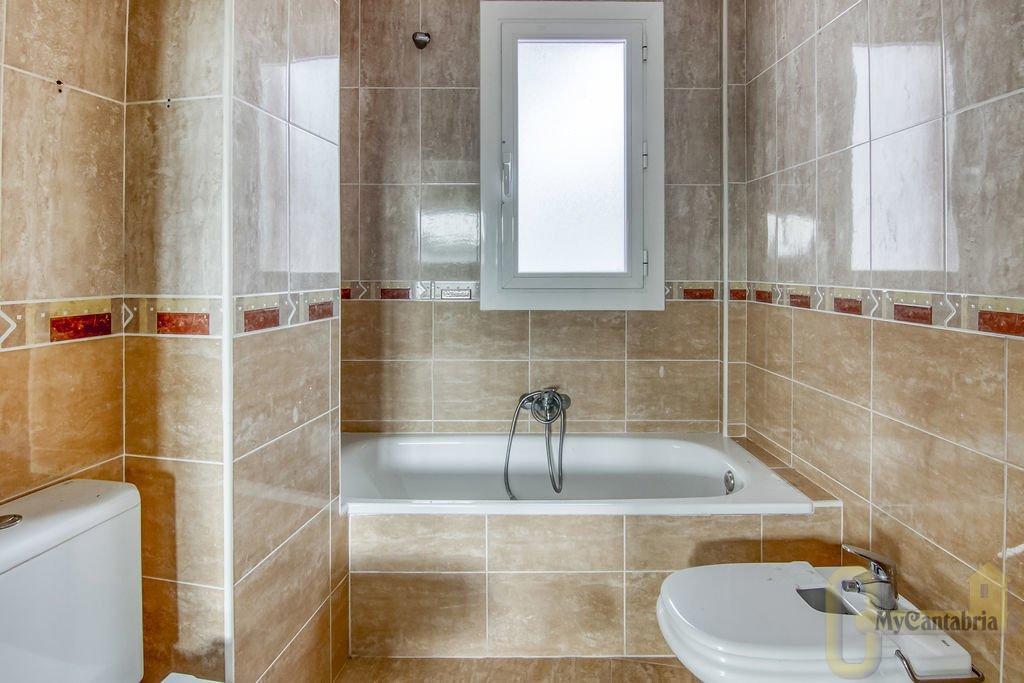 Venta de casa en Castro-Urdiales