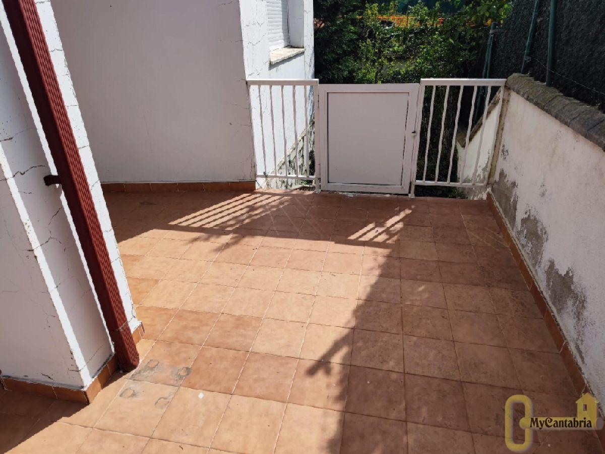 For sale of house in Castro-Urdiales