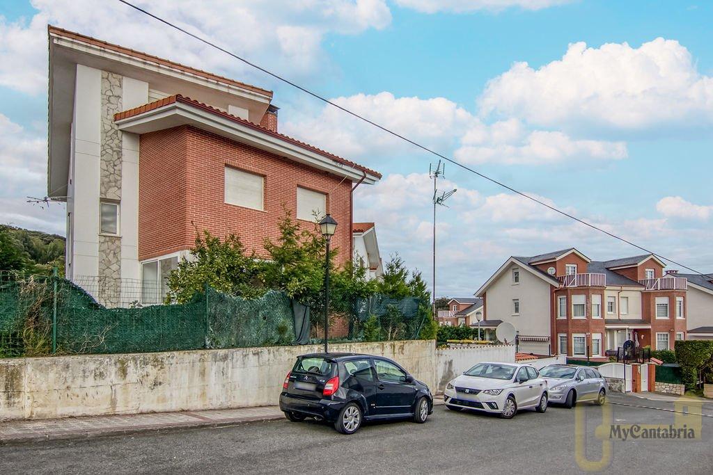 Venta de casa en Castro-Urdiales