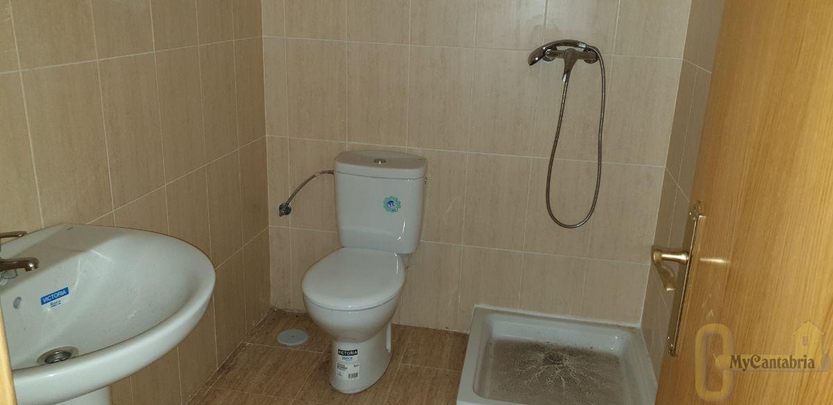 Venta de piso en Castañeda