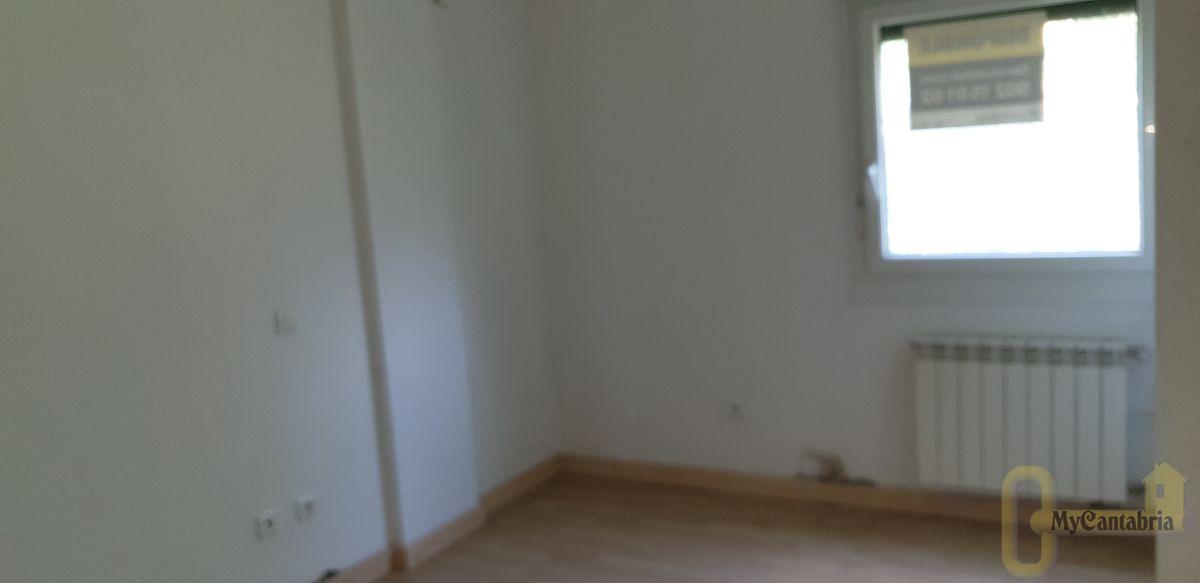 Venta de piso en Castañeda