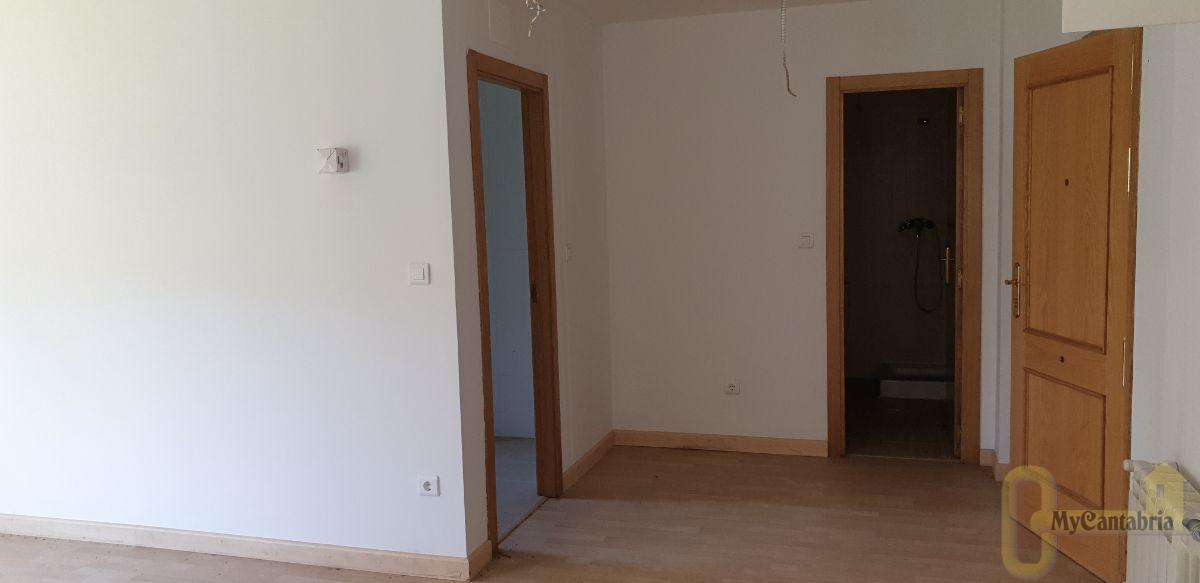 Venta de piso en Castañeda