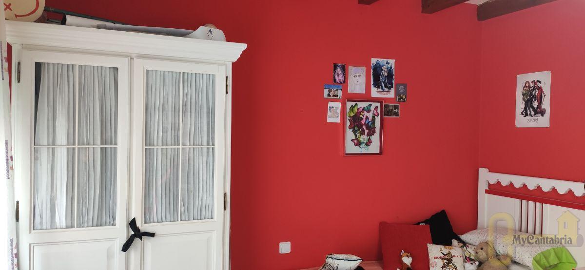 For sale of house in Santa María de Cayón