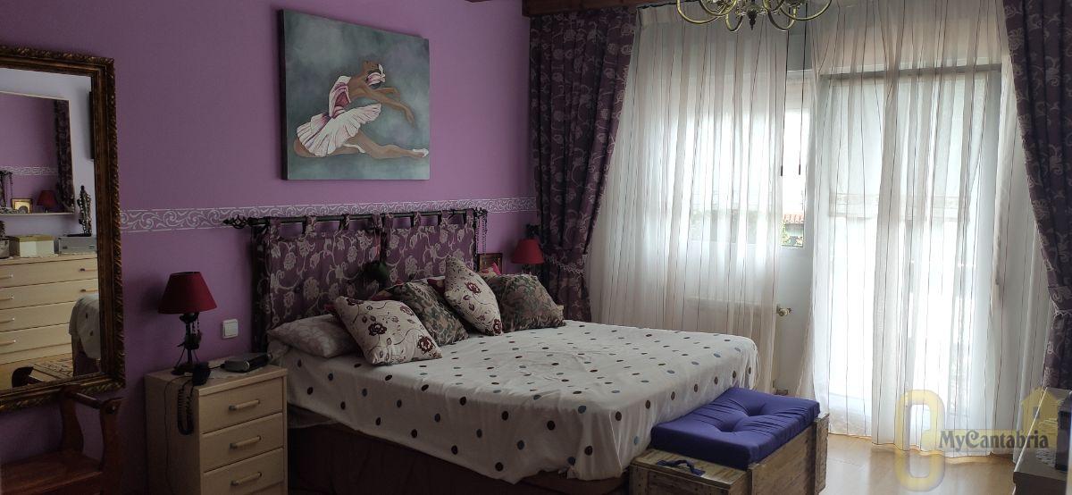 For sale of house in Santa María de Cayón