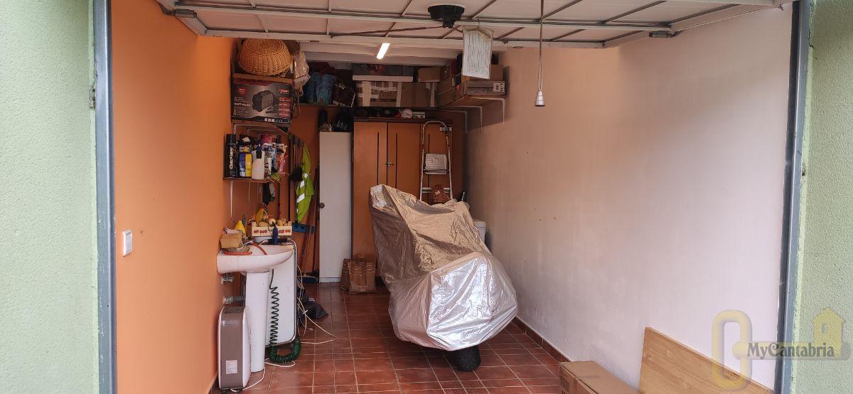 For sale of house in Santa María de Cayón