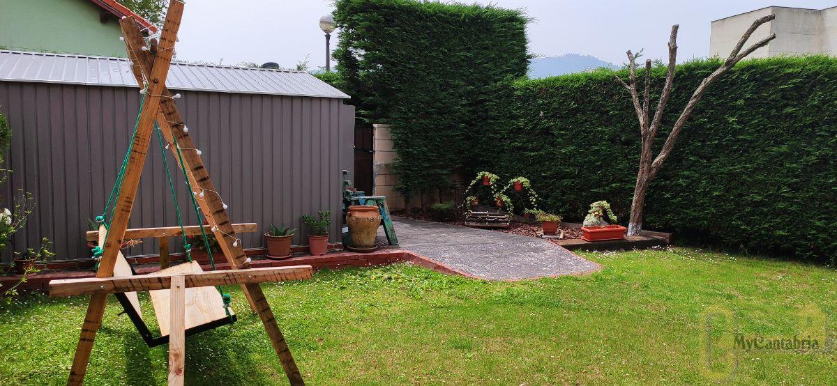 For sale of house in Santa María de Cayón