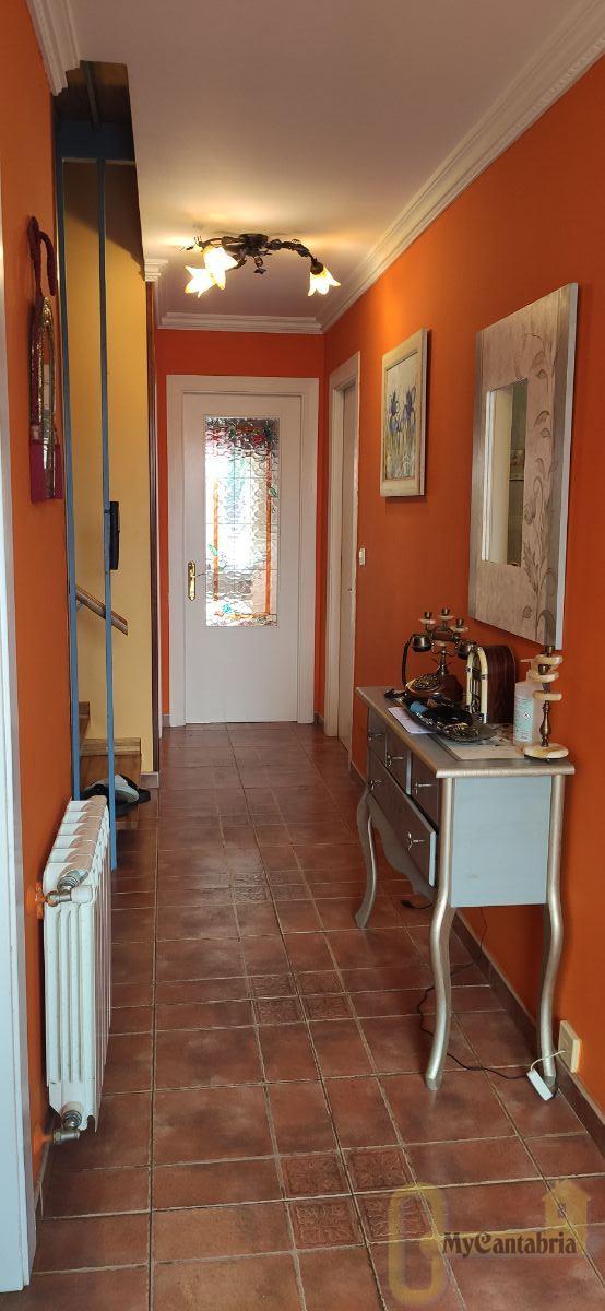 For sale of house in Santa María de Cayón