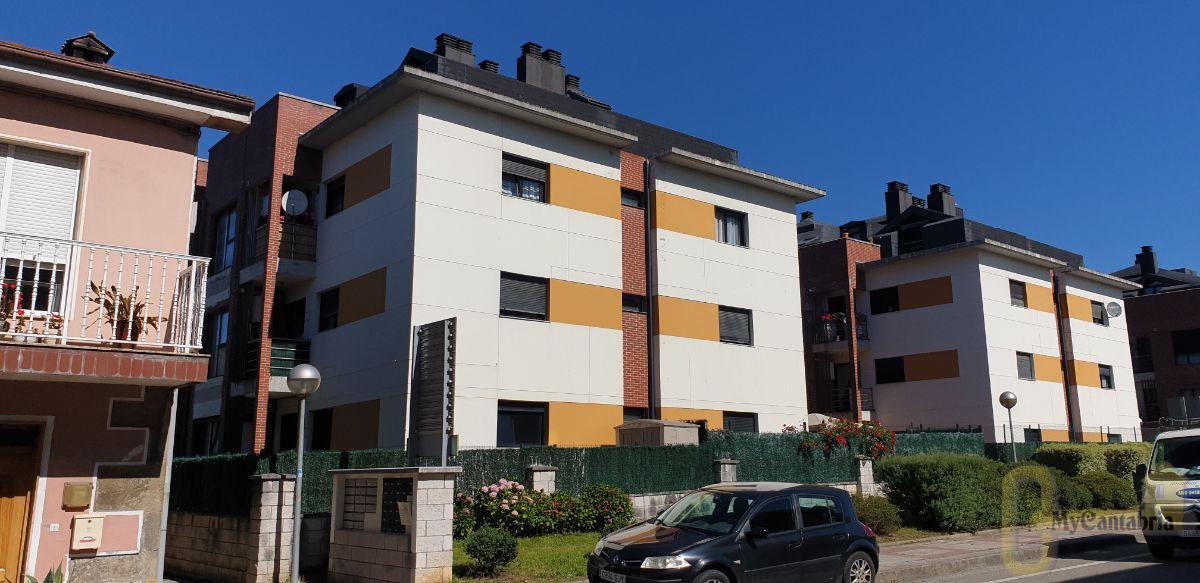 For sale of flat in Santa María de Cayón