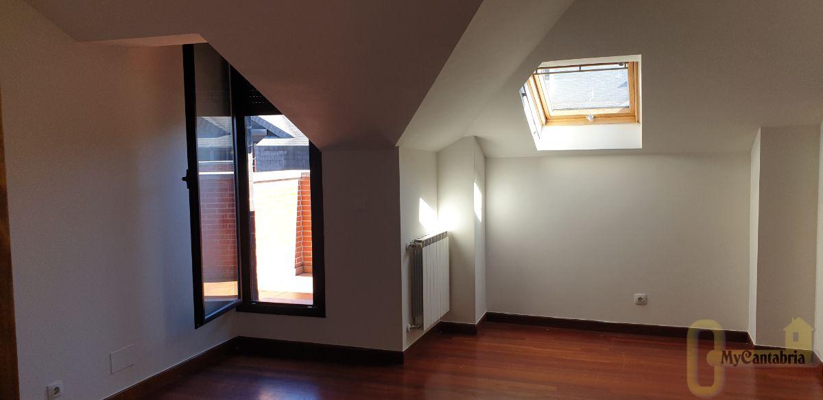 For sale of flat in Santa María de Cayón