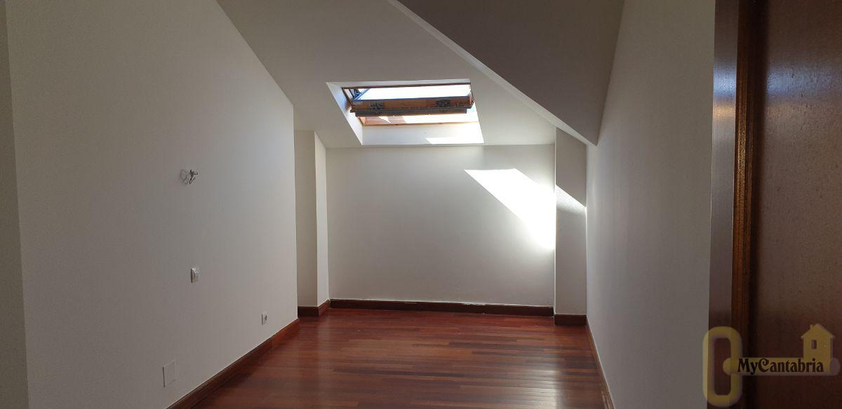 For sale of flat in Santa María de Cayón