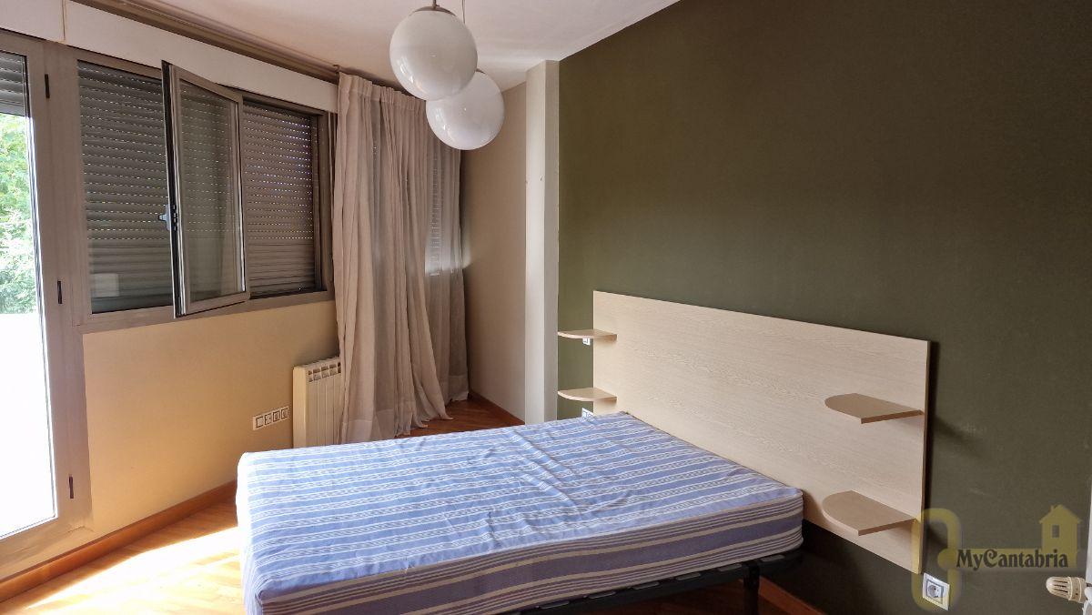For sale of flat in Santa María de Cayón