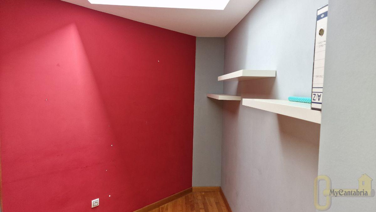 For sale of flat in Santa María de Cayón