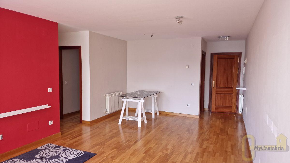 For sale of flat in Santa María de Cayón