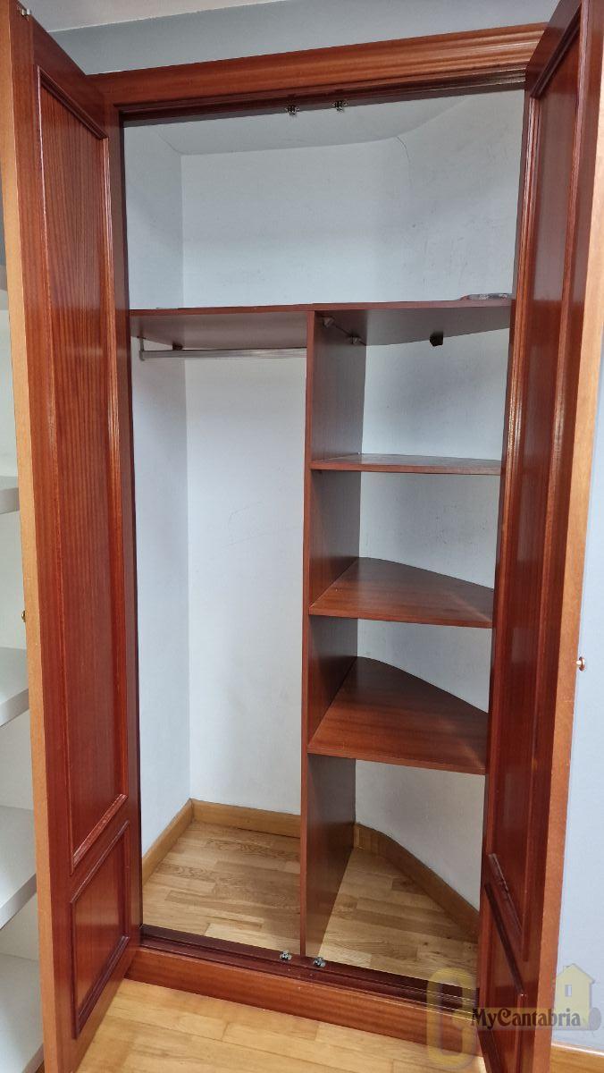 For sale of flat in Santa María de Cayón