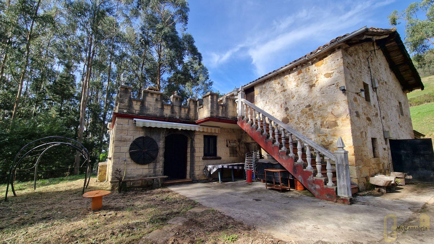 Venta de casa en Santa María de Cayón