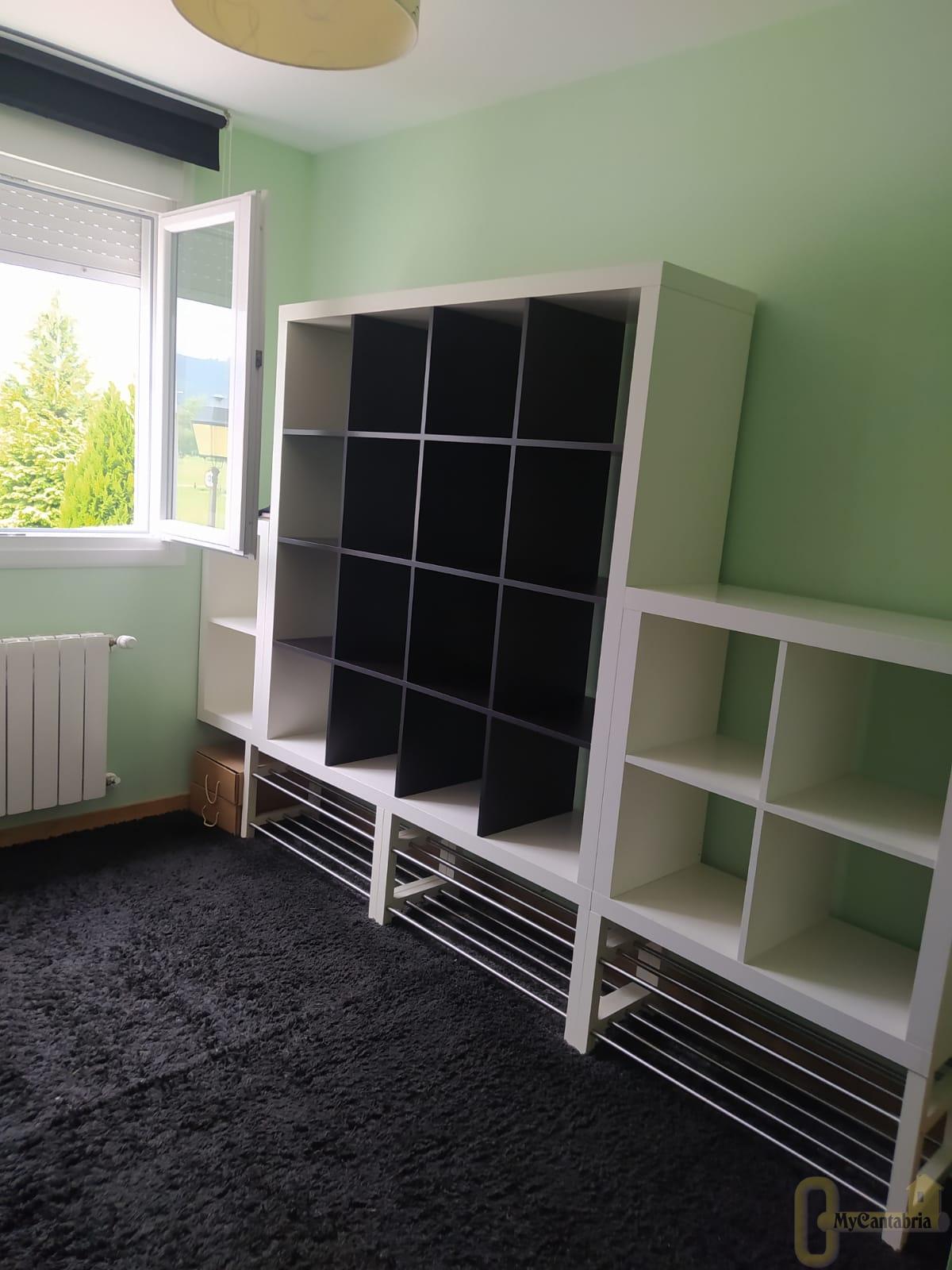 For sale of flat in Santa María de Cayón