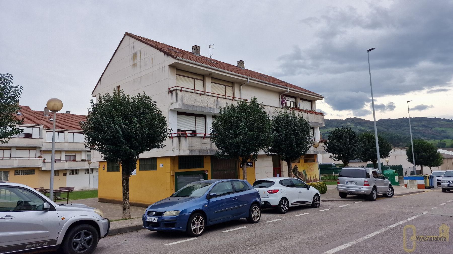 For sale of flat in El Astillero