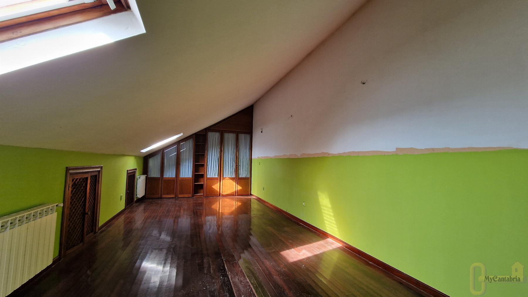 For sale of flat in El Astillero