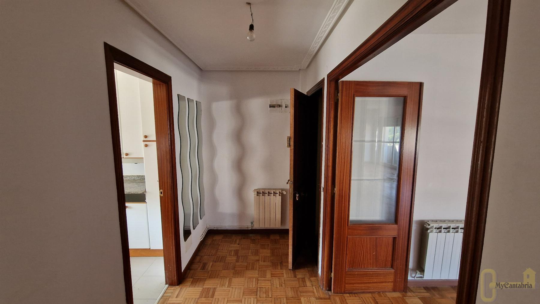 For sale of flat in El Astillero