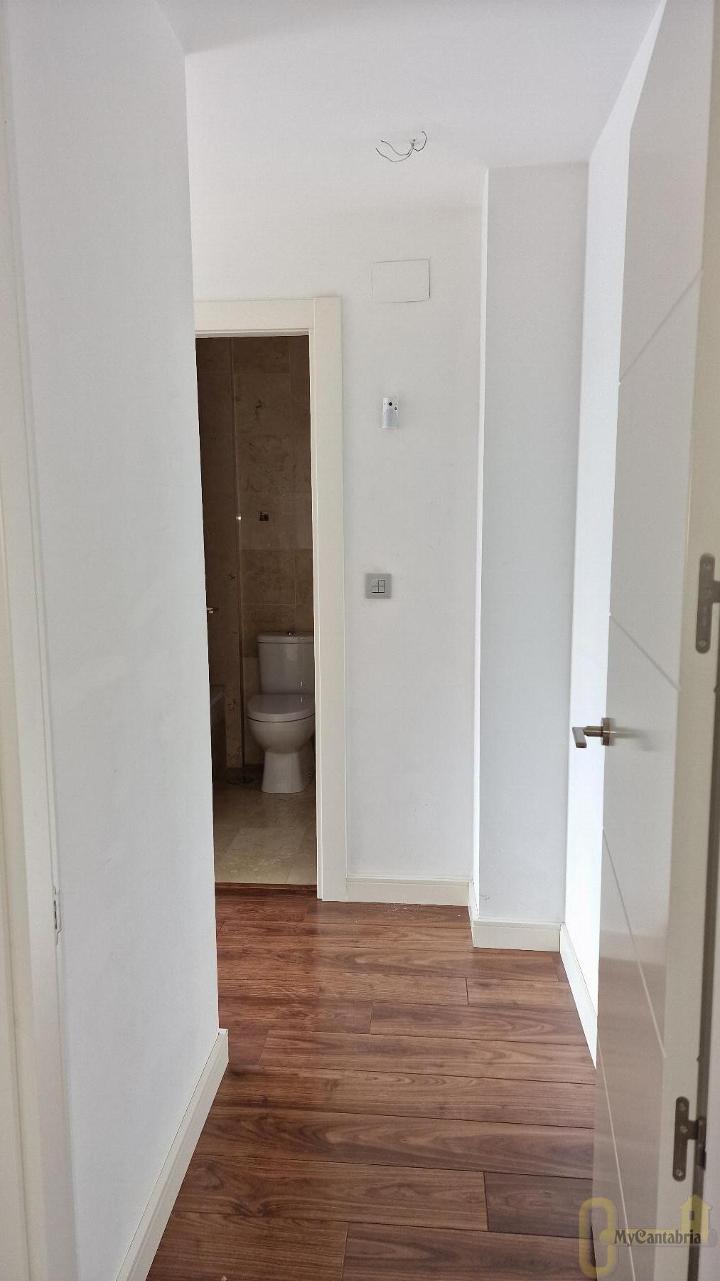 Venta de piso en Santa Cruz de Bezana