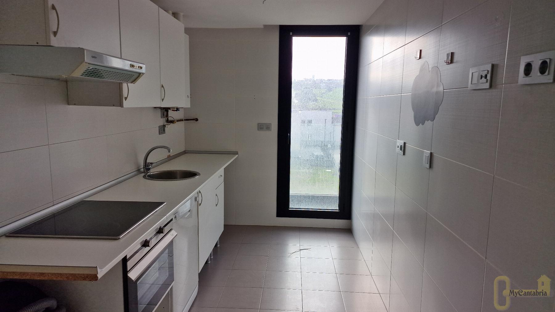 Venta de piso en Santa Cruz de Bezana