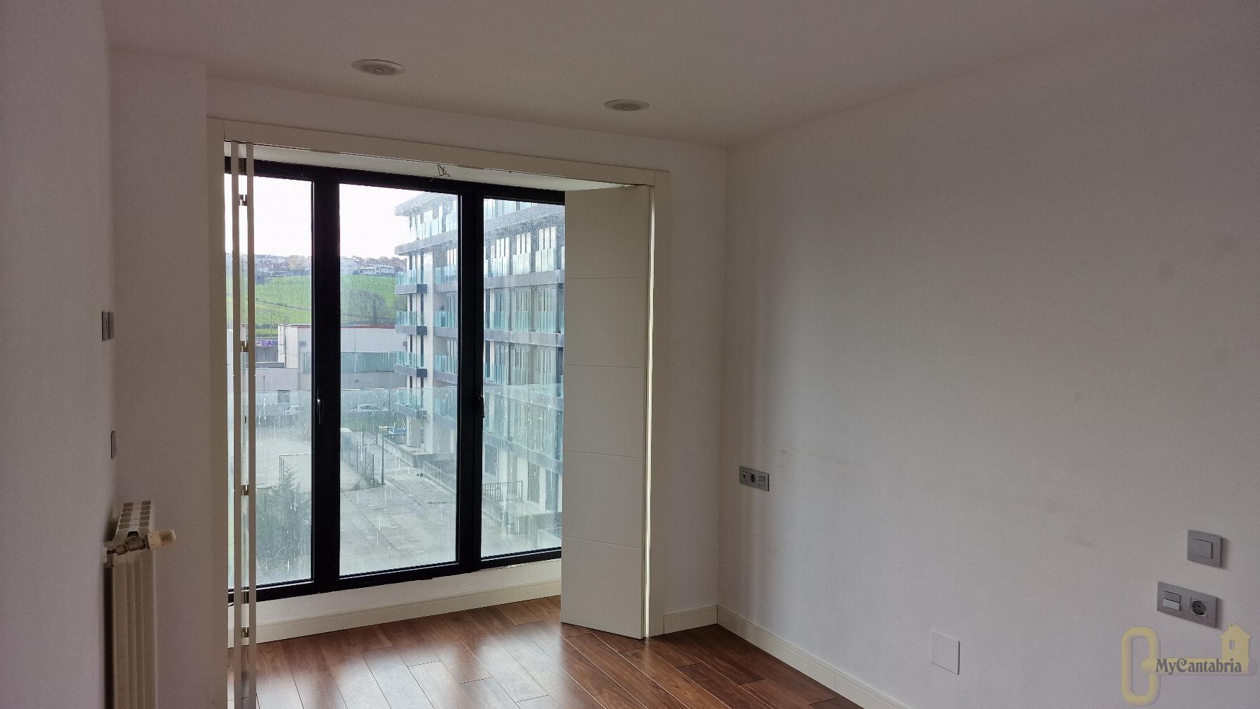 Venta de piso en Santa Cruz de Bezana