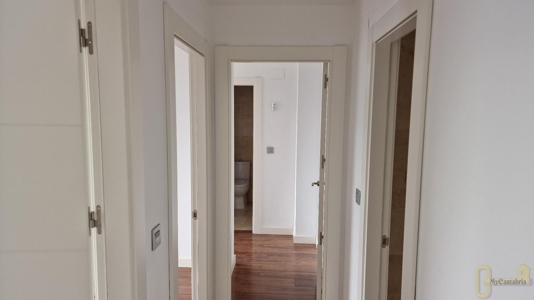 Venta de piso en Santa Cruz de Bezana