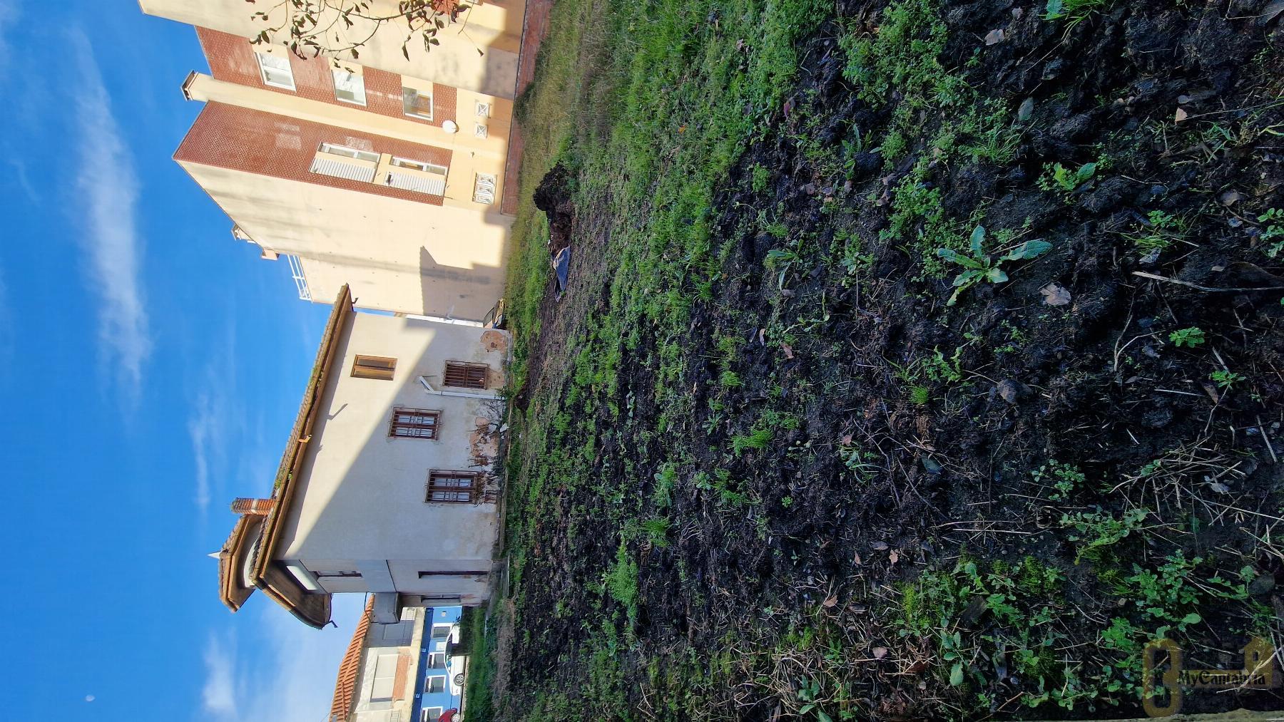 Venta de terreno en Santa María de Cayón