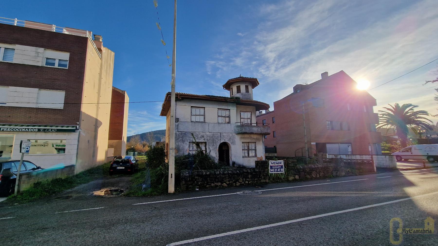 For sale of land in Santa María de Cayón