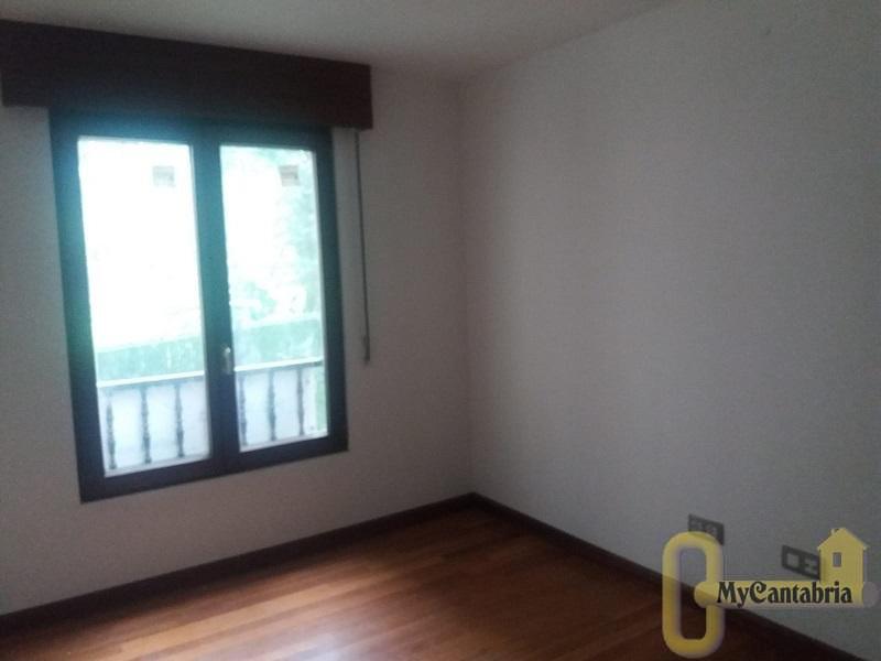 For sale of flat in Santa María de Cayón