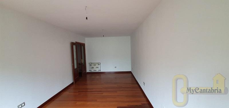 For sale of flat in Santa María de Cayón