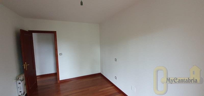 For sale of flat in Santa María de Cayón