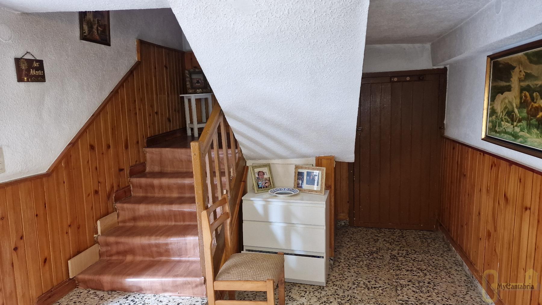 For sale of house in Castañeda