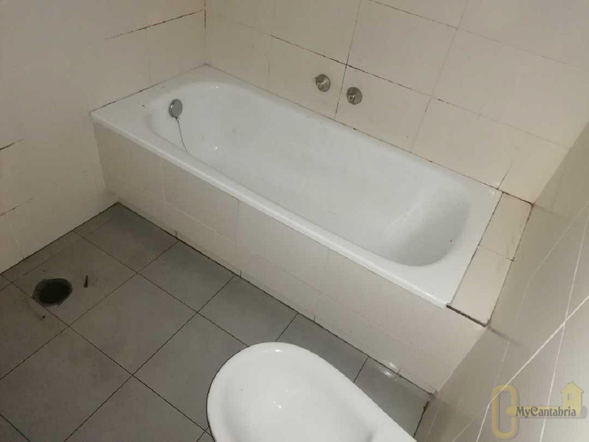 For sale of flat in Ramales de la Victoria