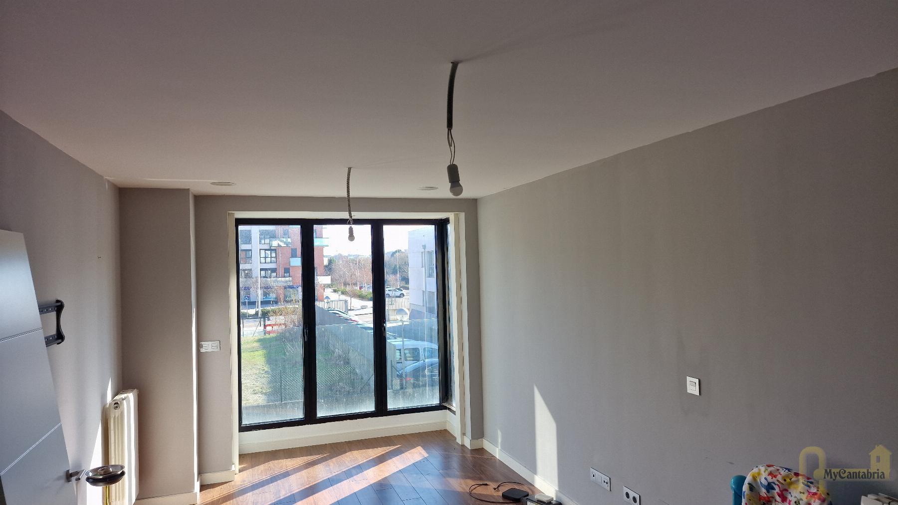 Venta de piso en Santa Cruz de Bezana