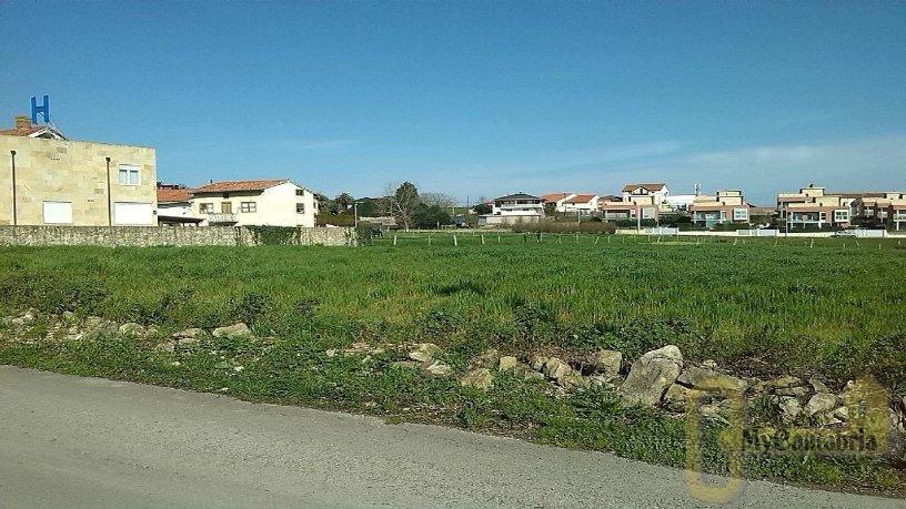 For sale of land in Santa Cruz de Bezana
