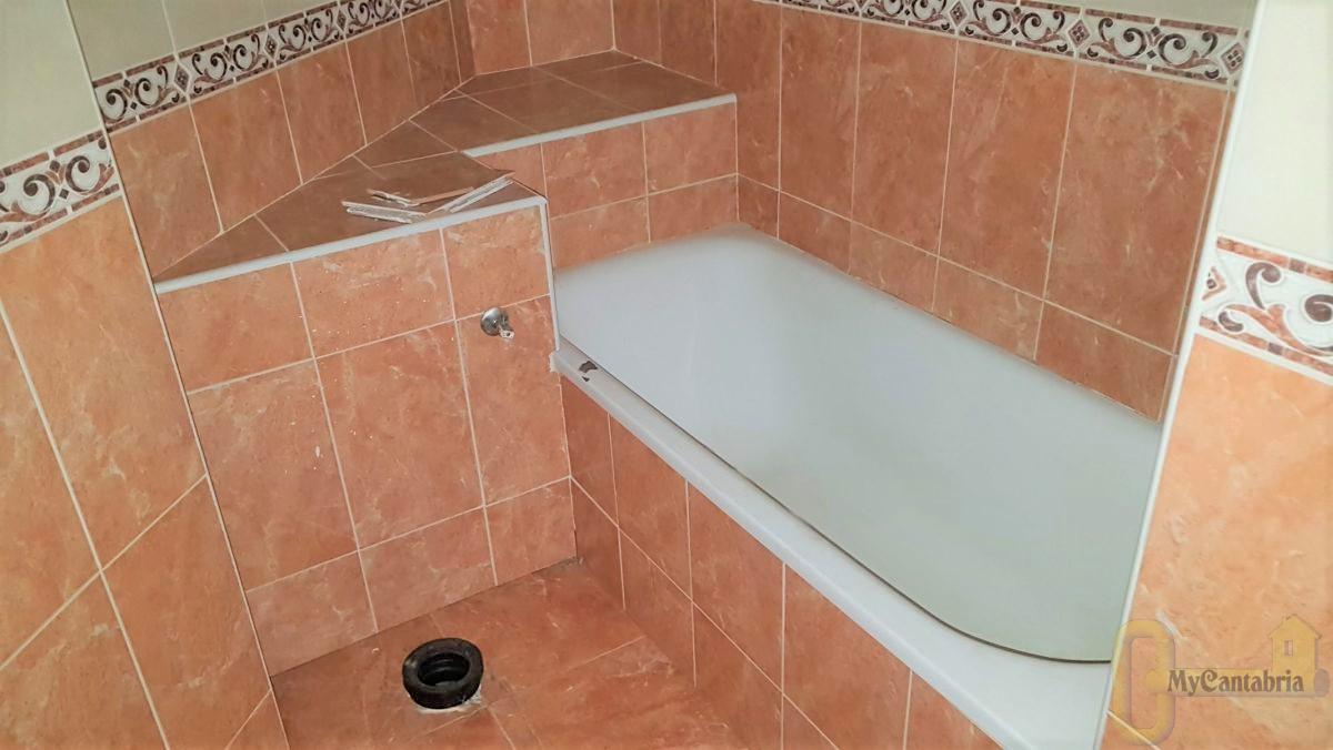 Venta de piso en Santa María de Cayón